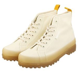 Superga Alpina Tjellygum Cotu High Tops in Beige